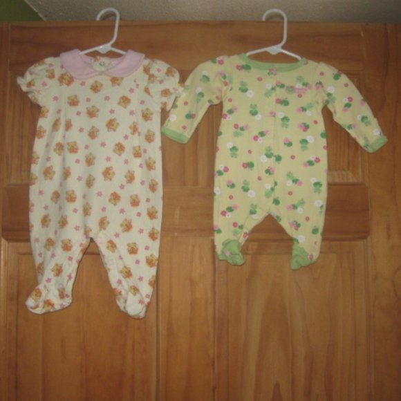 5/$30 Girls Disney/Carters Snap Up Footed Pajamas - Picture 1 of 1